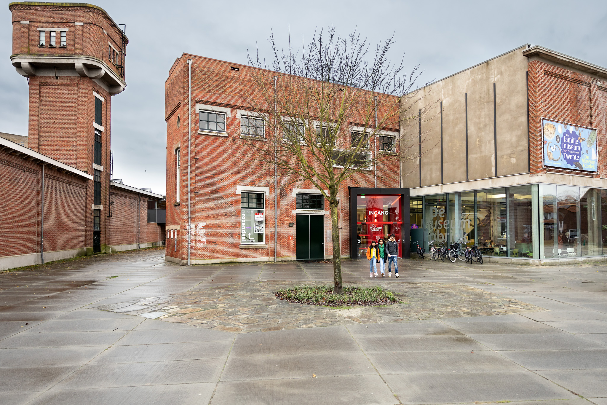 De Museumfabriek is een gastvrij museum met een rustige sfeer, duidelijke bewegwijzering en vriendelijke medewerkers.